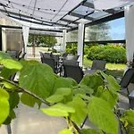Aparthotel Plonia Resort *