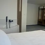 Plonia Resort Aparthotel *