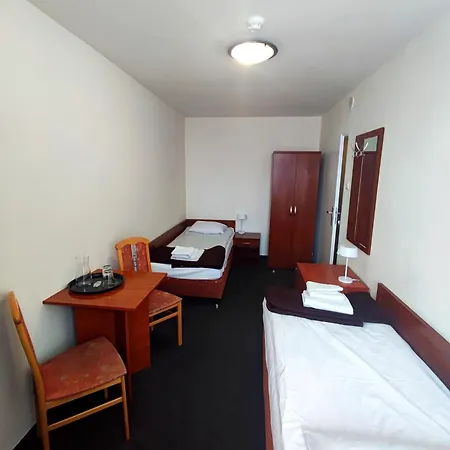 Płonia Resort *