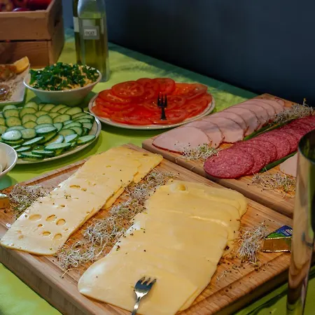 Plonia Resort * Płonia