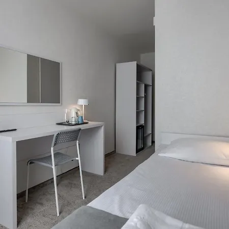 Ξενοδοχείο με διαμερίσματα Plonia Resort