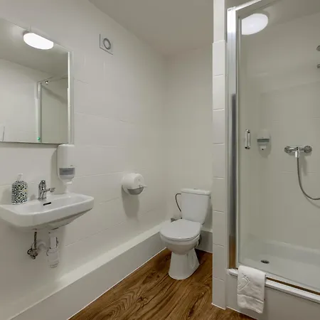 מלון דירות Plonia Resort *