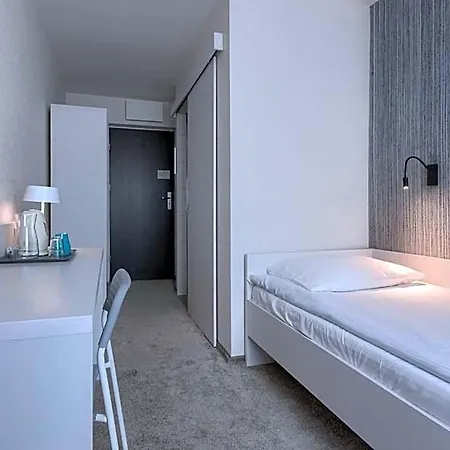 Plonia Resort * Płonia