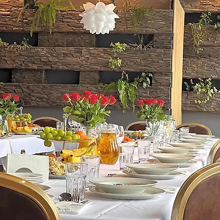 Ξενοδοχείο με διαμερίσματα Plonia Resort Płonia