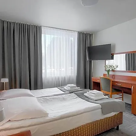 Plonia Resort * Płonia