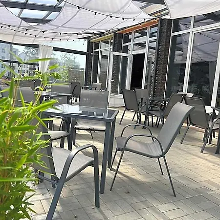 Plonia Resort Ξενοδοχείο με διαμερίσματα *