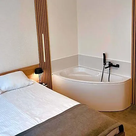 Plonia Resort Ξενοδοχείο με διαμερίσματα