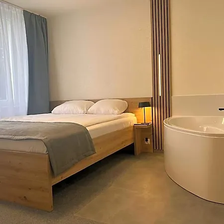 Plonia Resort Ξενοδοχείο με διαμερίσματα *