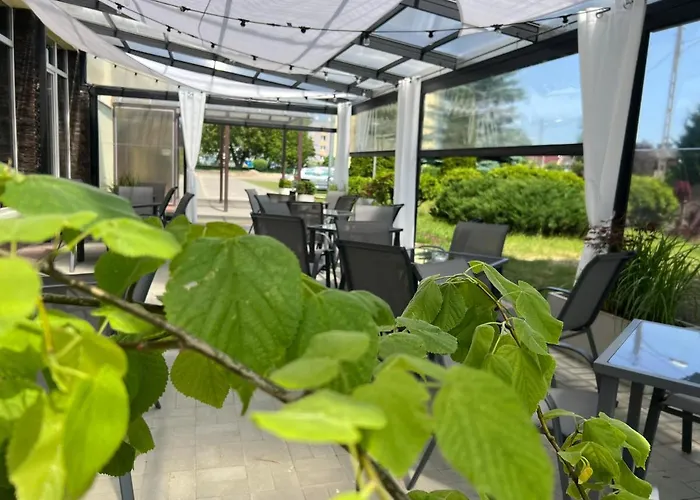 Apartahotel Plonia Resort *